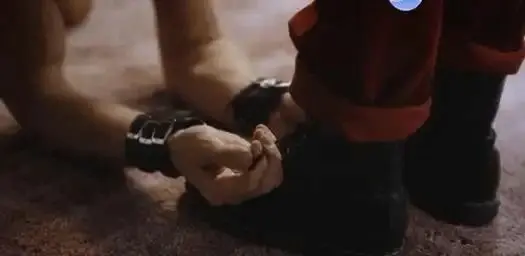【西檬之家】BDSM TK玩法：挠痒痒背后的信任与边界